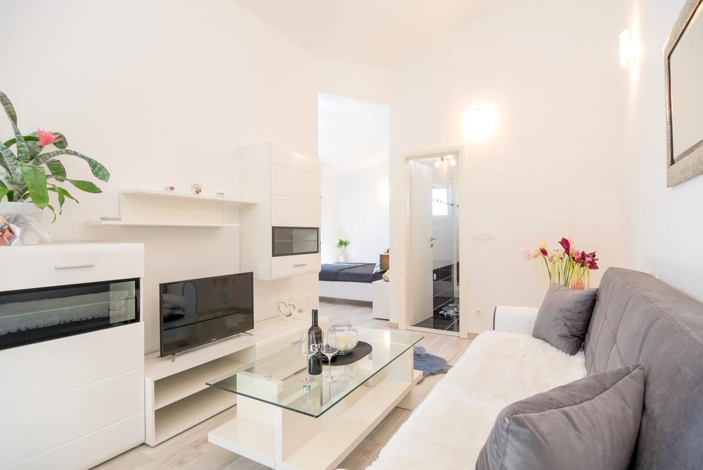 Apartment Antonio Baška Voda المظهر الخارجي الصورة