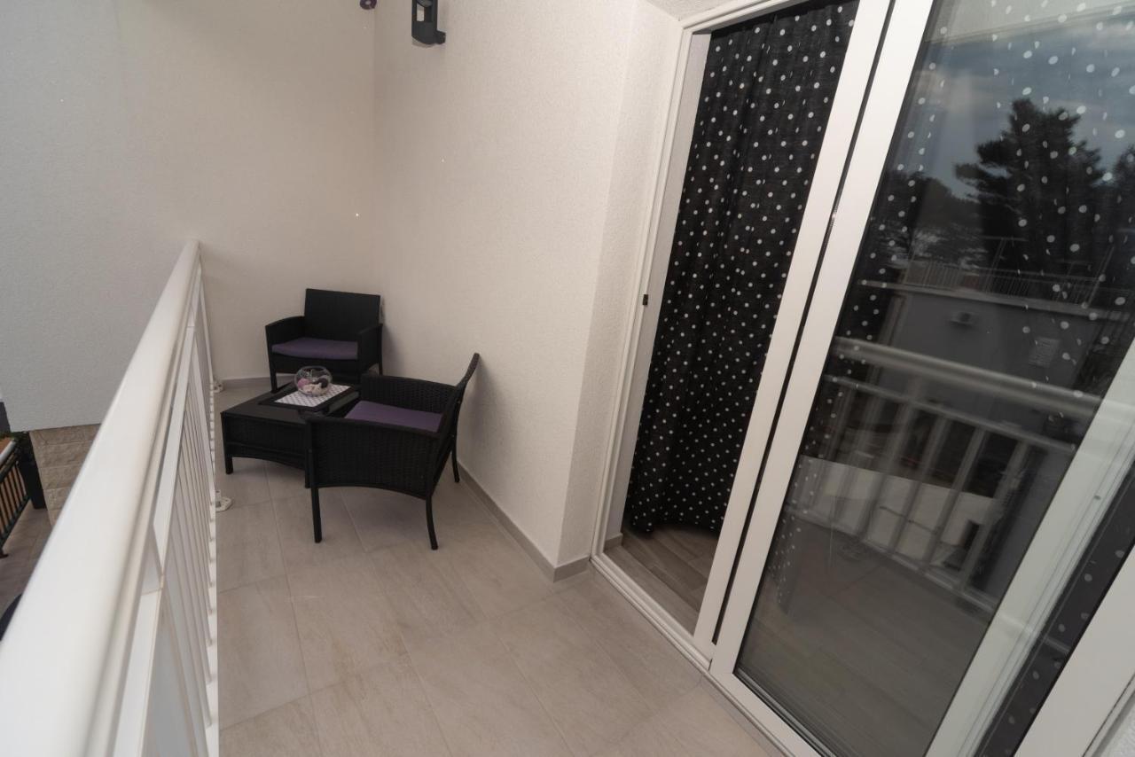 Apartment Antonio Baška Voda المظهر الخارجي الصورة